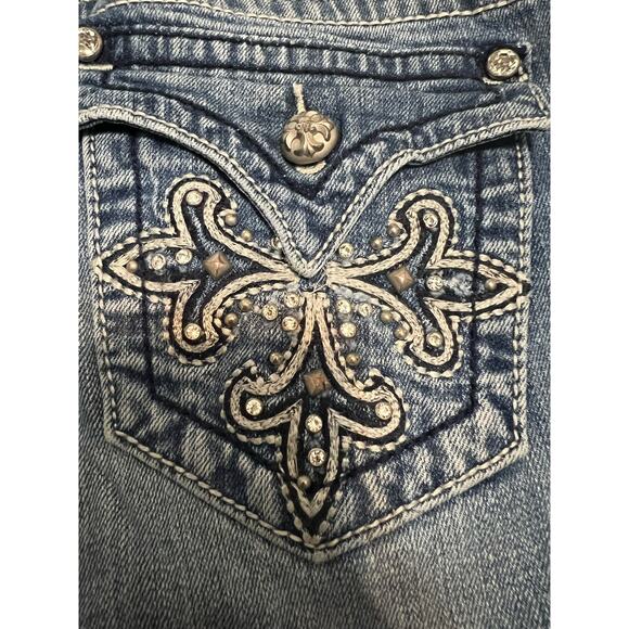 Miss Me Medium Wash Embellished Fleur De Lis Bootcut Jeans 27 - Picture 9 of 10